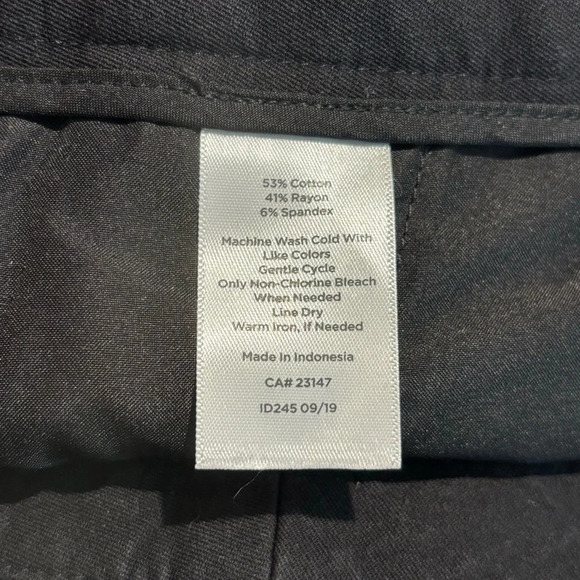 TALBOTS Sz 12P Newport Straight Leg Pockets Zipper Closure Jersey Knit Trousers - Picture 9 of 10